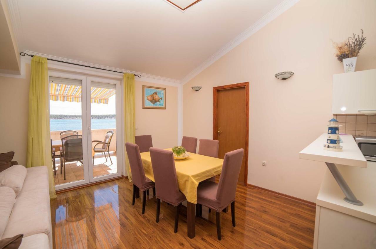 Captain'S Apartment Barbat na Rabu Kültér fotó